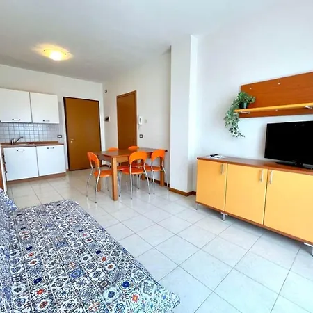Apartmán In Caorle With Balcony *